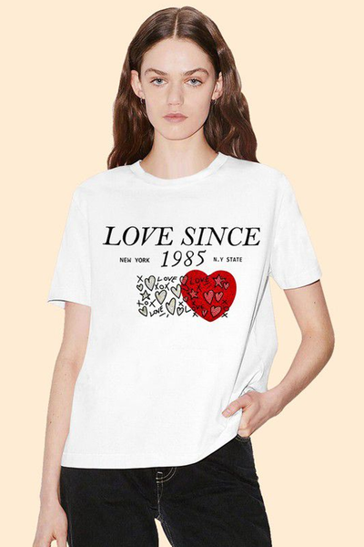 T-shirt blanca love