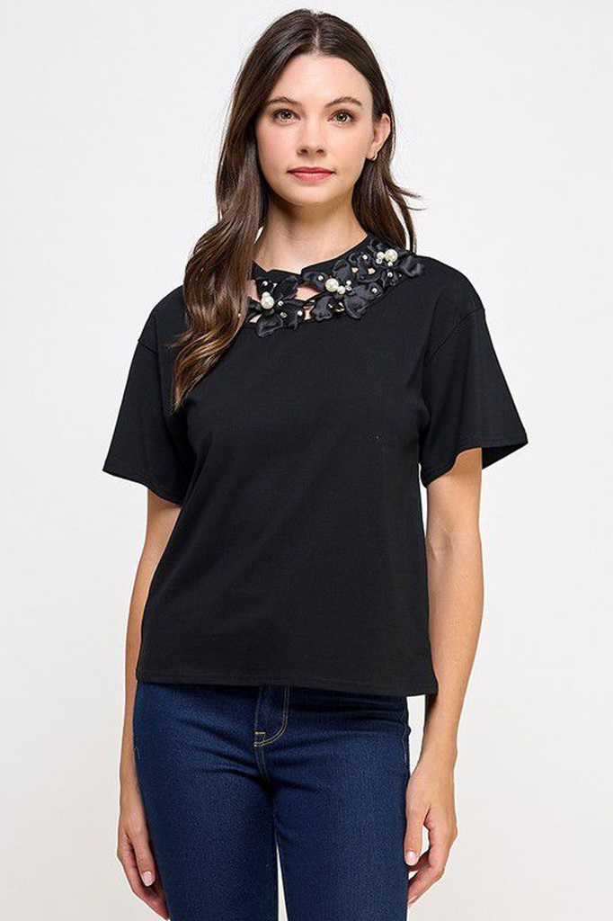 T-shirt negra flores