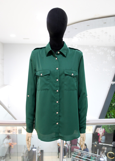 Camisa verde pino